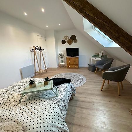 Chez Valentin Apartment Surzur Luaran gambar
