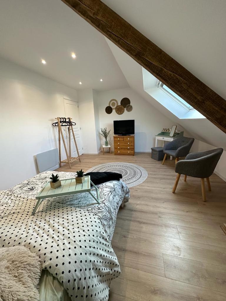 Chez Valentin Apartment Surzur Luaran gambar